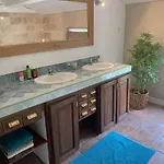 Corinthe - Villa 4 Etoiles 160M2, Climatisee, Piscine, Parking Villa