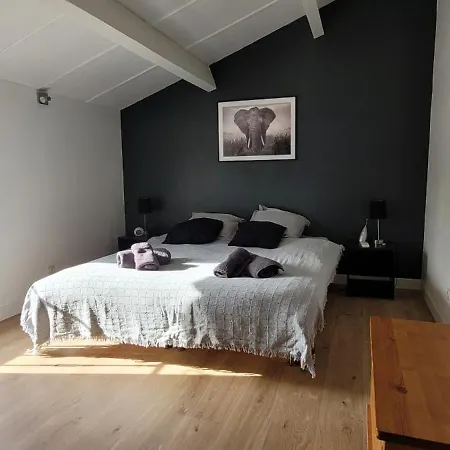 Corinthe - 4 Etoiles 160m2, Climatisee, Piscine, Parking Saint-Cyr-sur-Mer