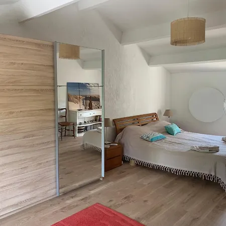 Villa 4 Etoiles Climatisee, Piscine, Parking Saint-Cyr-sur-Mer